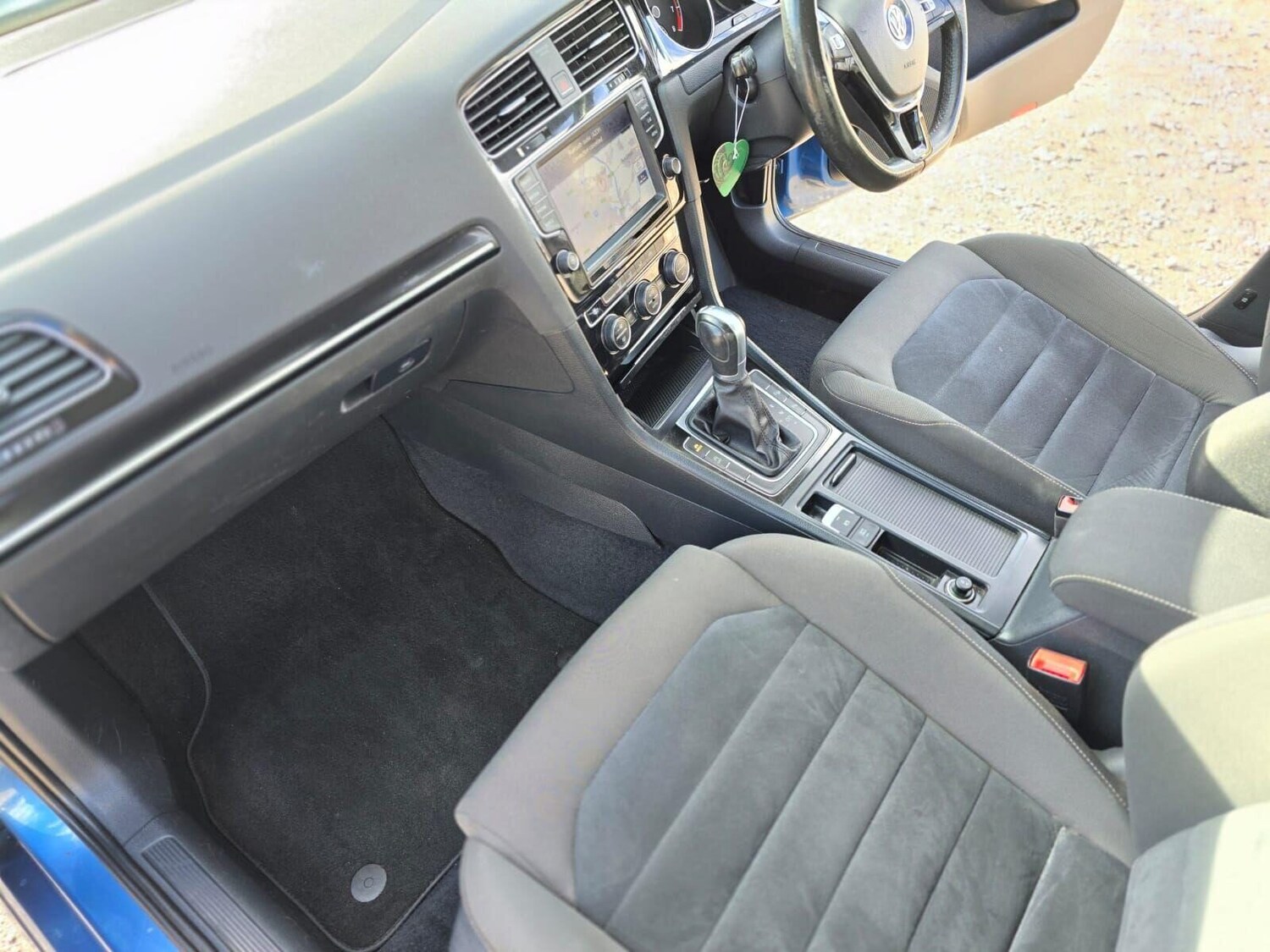 Used Volkswagen Golf 2015 for sale - 76211422: Photo 40