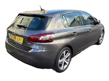 Used Peugeot 308 2017 for sale - 77435939: Photo