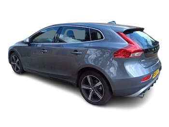 Used Volvo V40 2018 for sale - 79675838: Photo