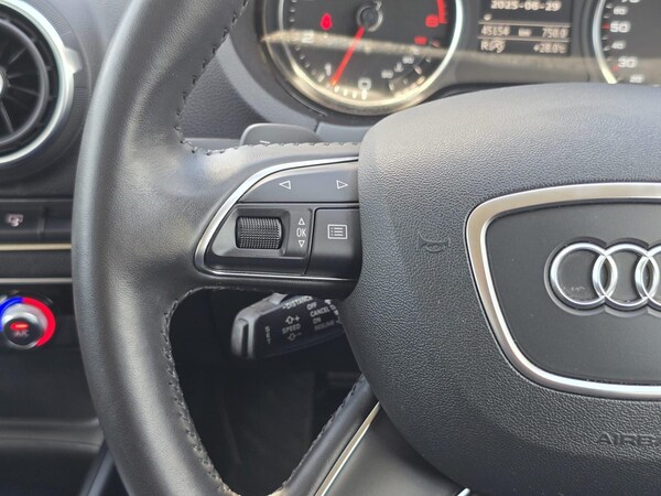 Used Audi A3 2014 for sale - 75117943: Photo 31
