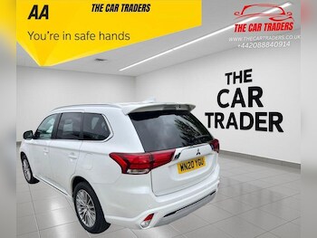 Used Mitsubishi Outlander 2020 for sale - 76343824: Photo 4