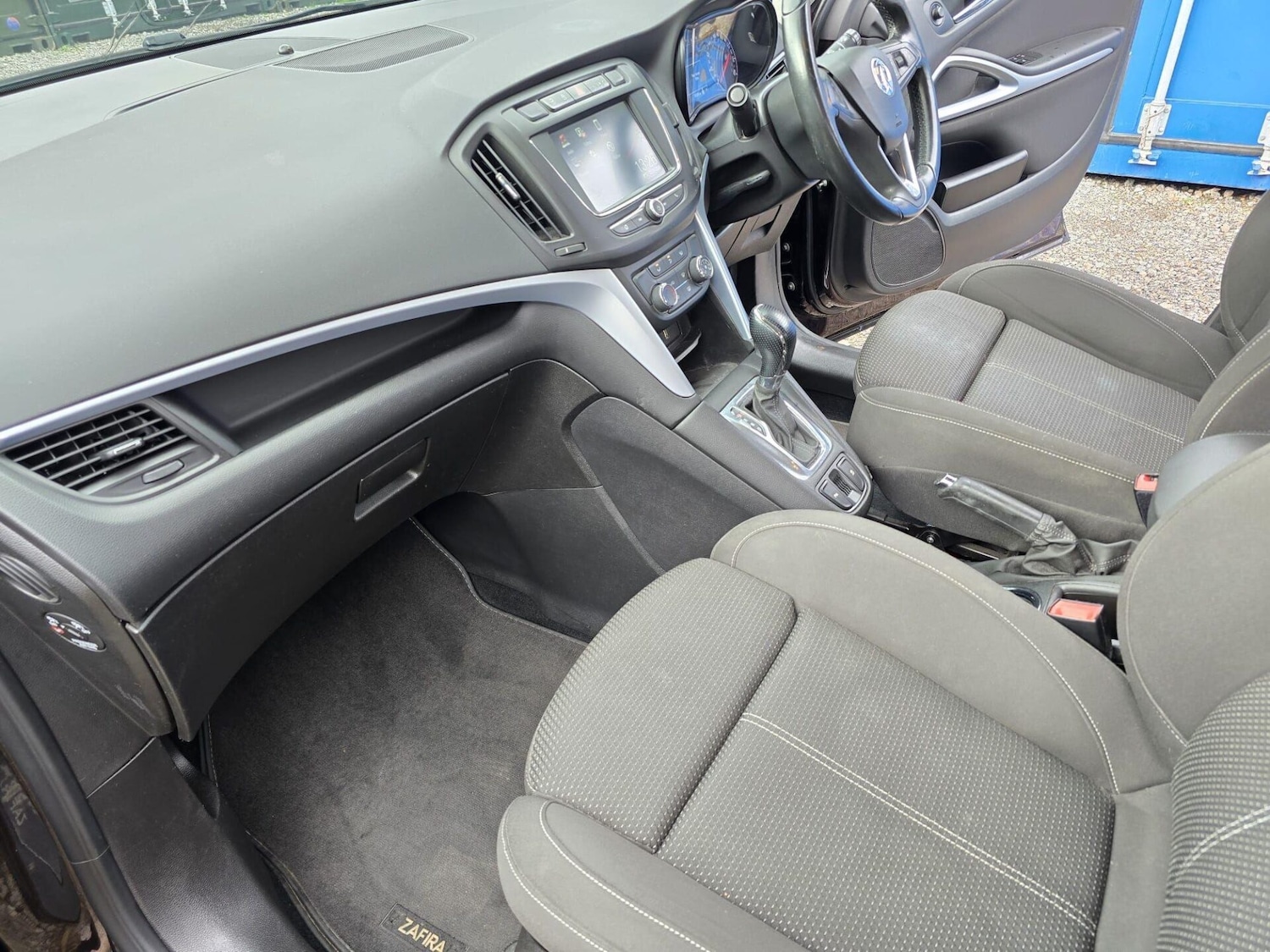 Used Vauxhall Zafira 2016 for sale - 77272458: Photo 40