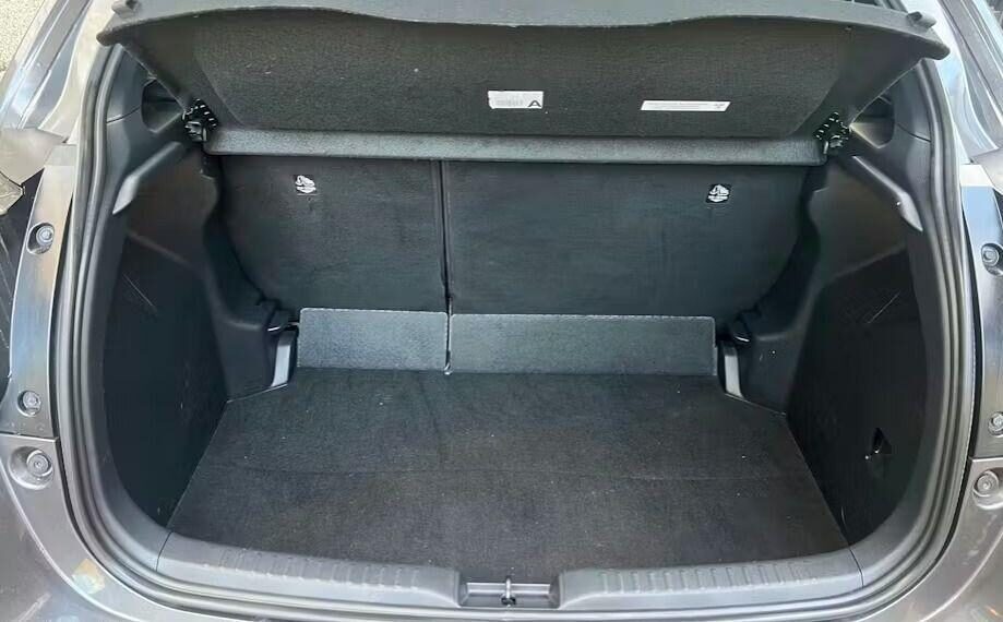 Used Toyota Yaris 2021 for sale - 78162291: Photo 12