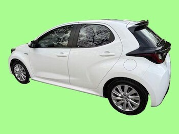 Used Toyota Yaris 2021 for sale - 78427381: Photo
