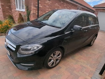 Used Mercedes-Benz B-Class 2017 for sale - 75878255: Photo