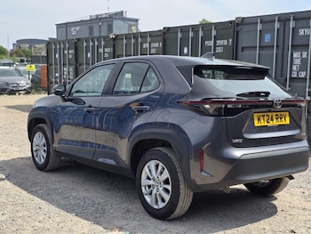 Used Toyota Yaris Cross 2024 for sale - 78555120: Photo