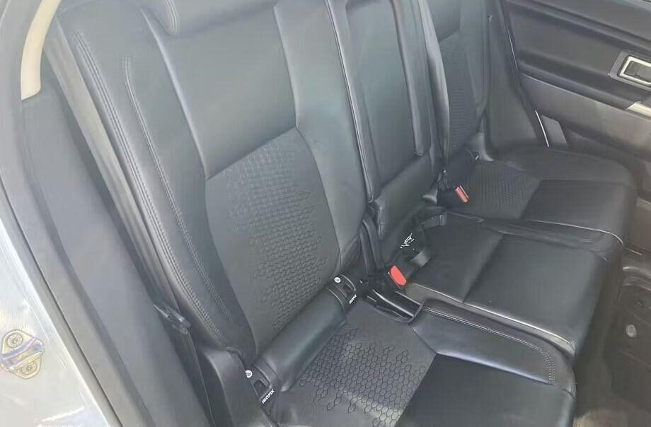 Used Land Rover Discovery Sport 2016 for sale - 77744469: Photo 6