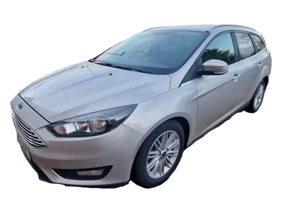 Used Ford Focus 2017 for sale - 78097936: Photo 2