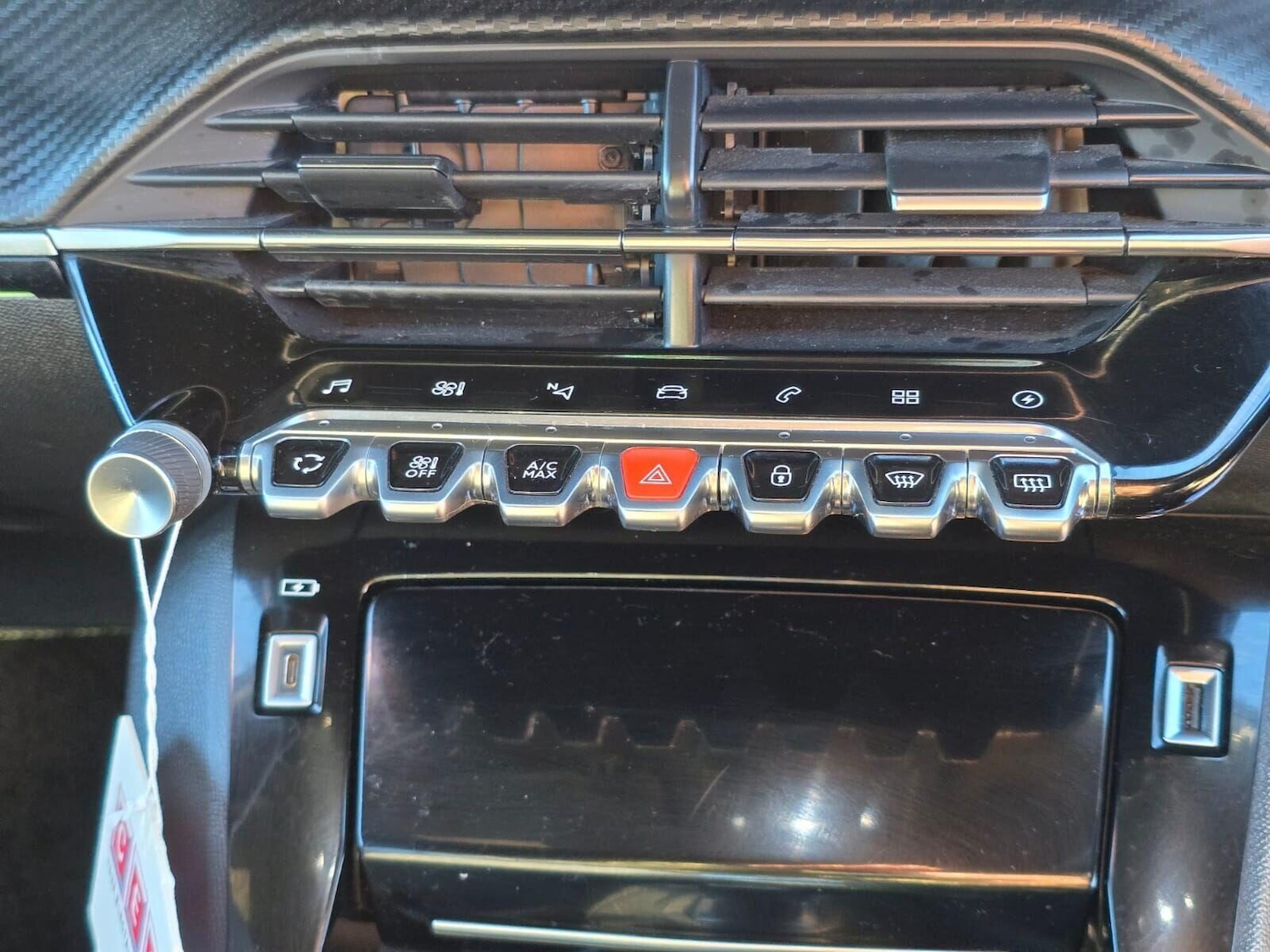 Used Peugeot 208 2021 for sale - 76836103: Photo 52