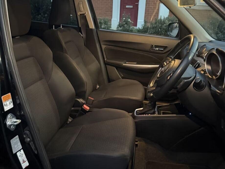 Used Suzuki Swift 2021 for sale - 76566411: Photo 9