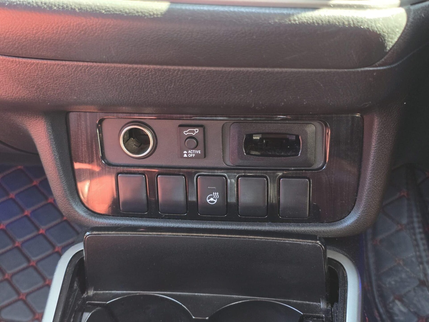 Used Mitsubishi Outlander 2016 for sale - 78151796: Photo 29