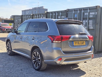 Used Mitsubishi Outlander 2016 for sale - 78151796: Photo