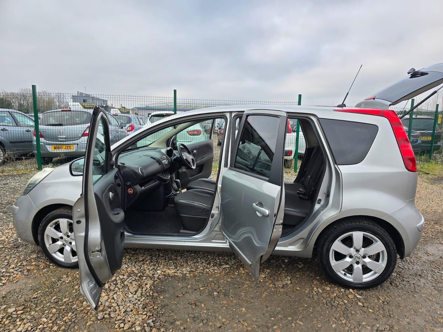 Vehicle 33