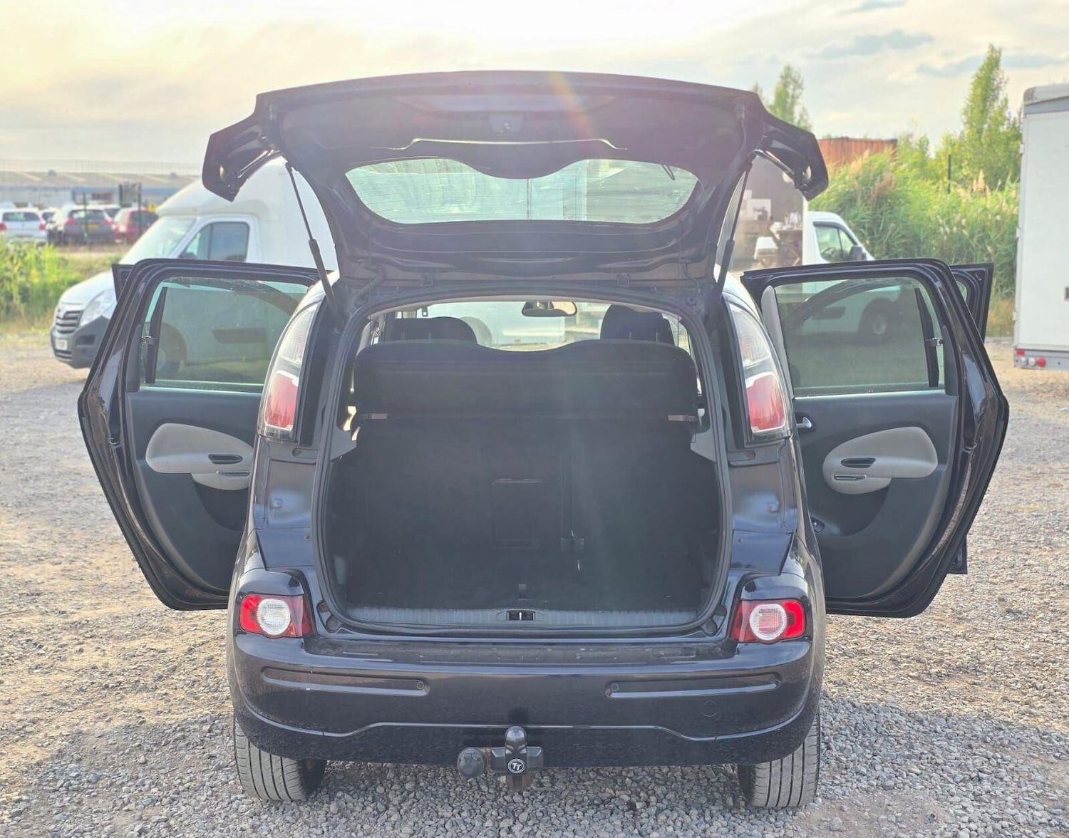 Vehicle 22