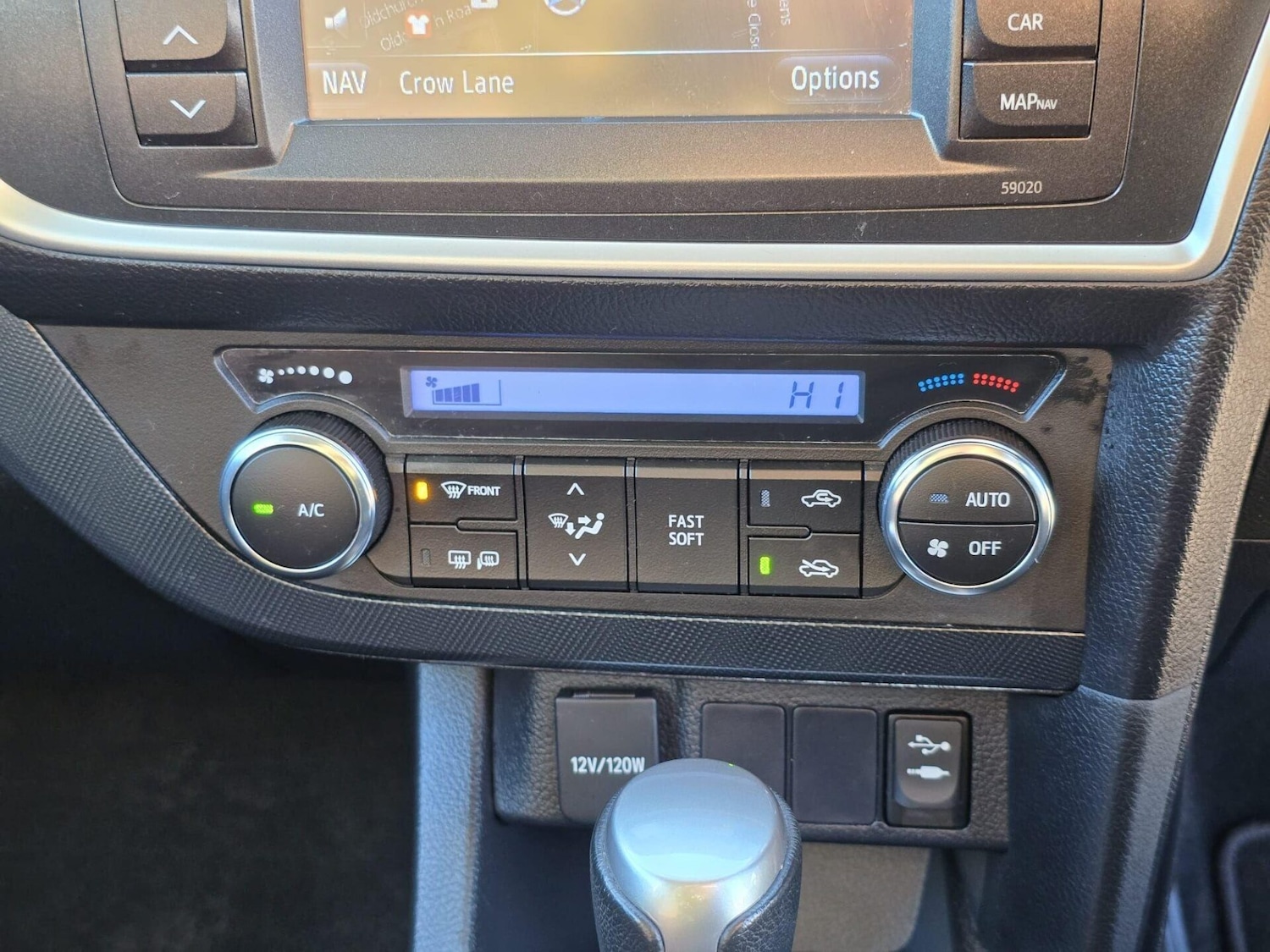 Used Toyota Auris 2013 for sale - 77001314: Photo 32