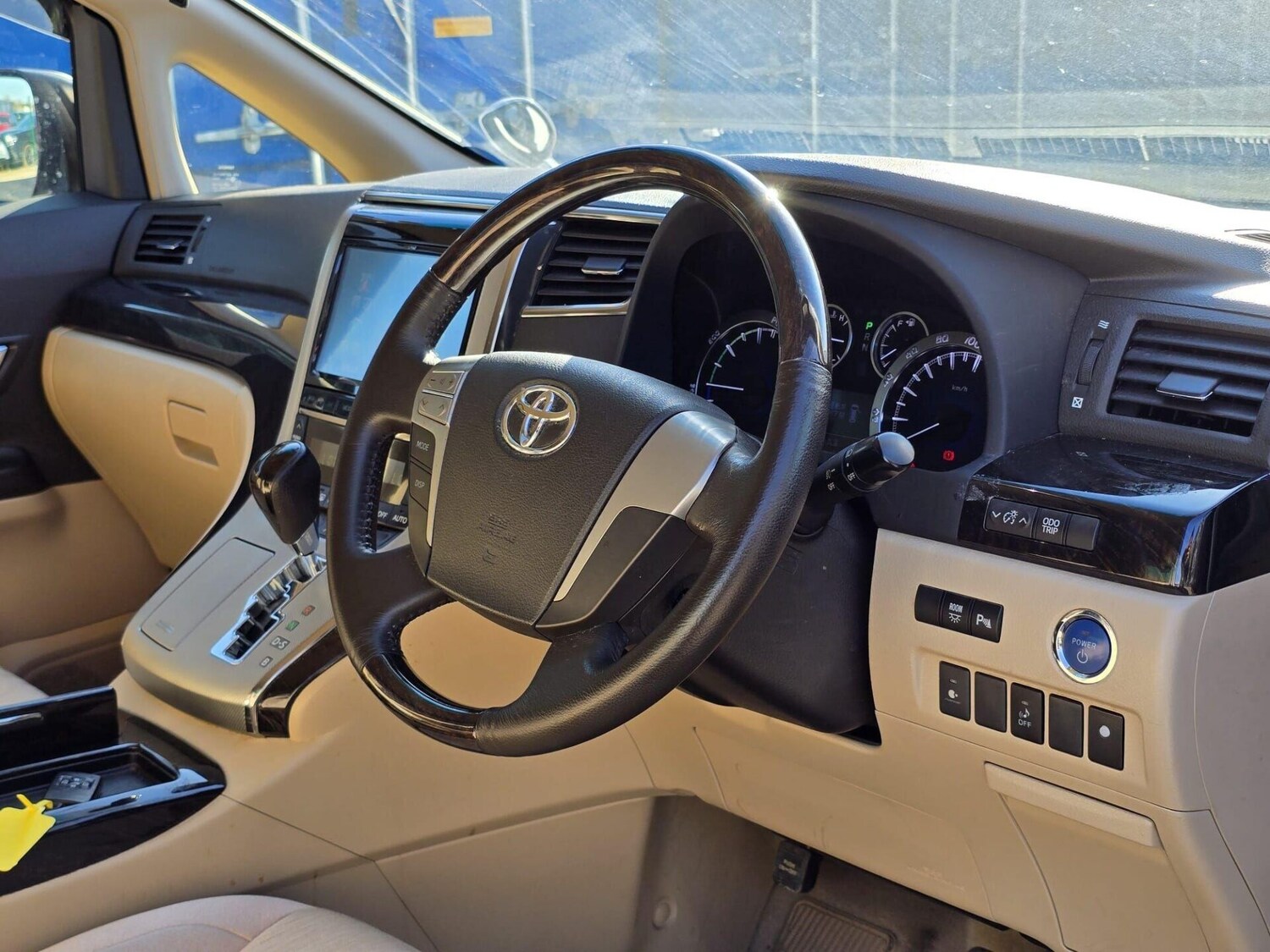 Used Toyota Alphard 2014 for sale - 77961803: Photo 16