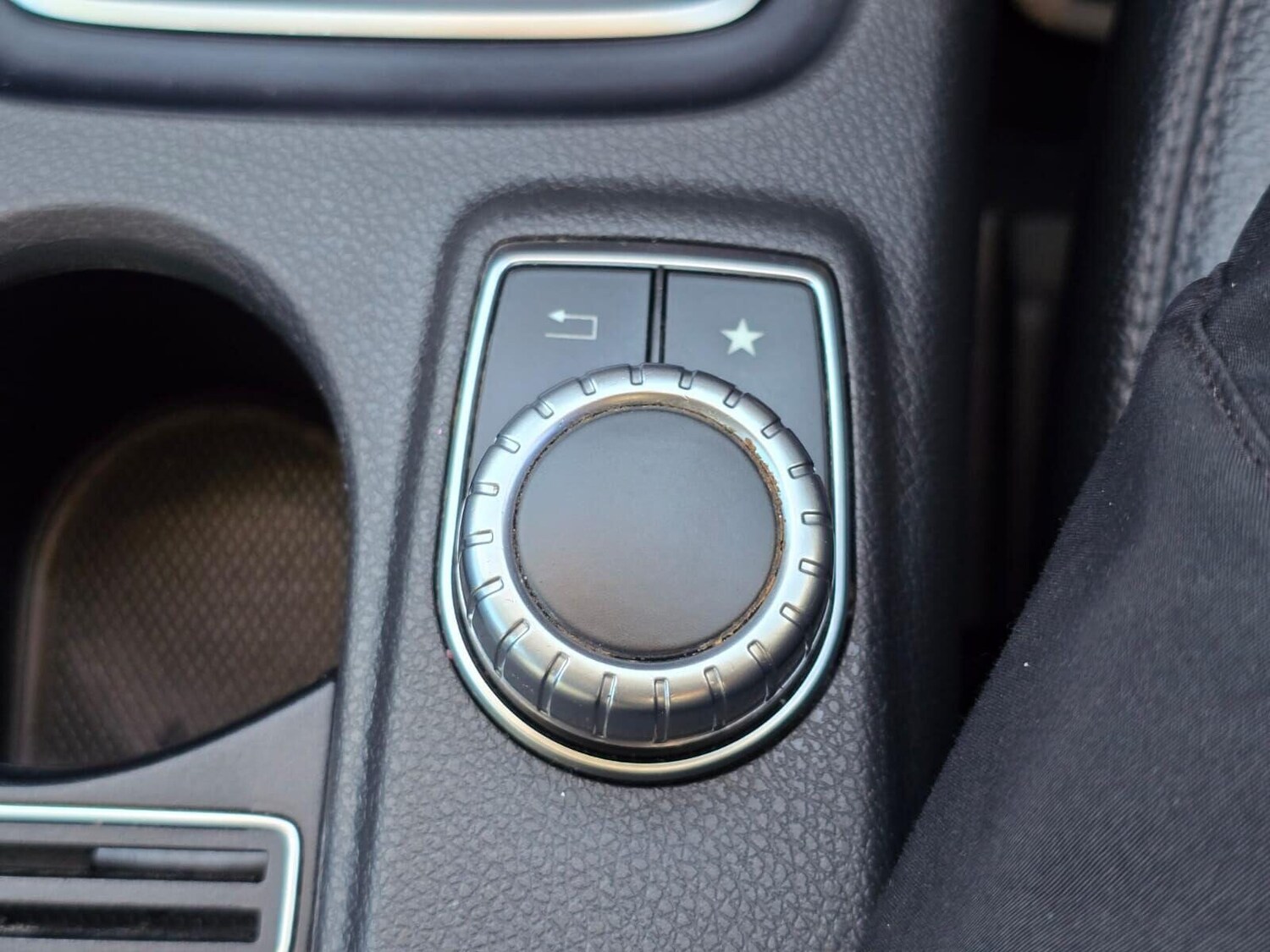 Used Mercedes-Benz A-Class 2016 for sale - 76576678: Photo 35