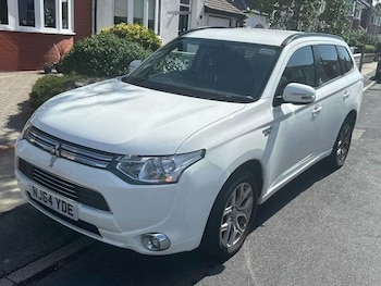 Used Mitsubishi Outlander 2014 for sale - 75517142: Photo