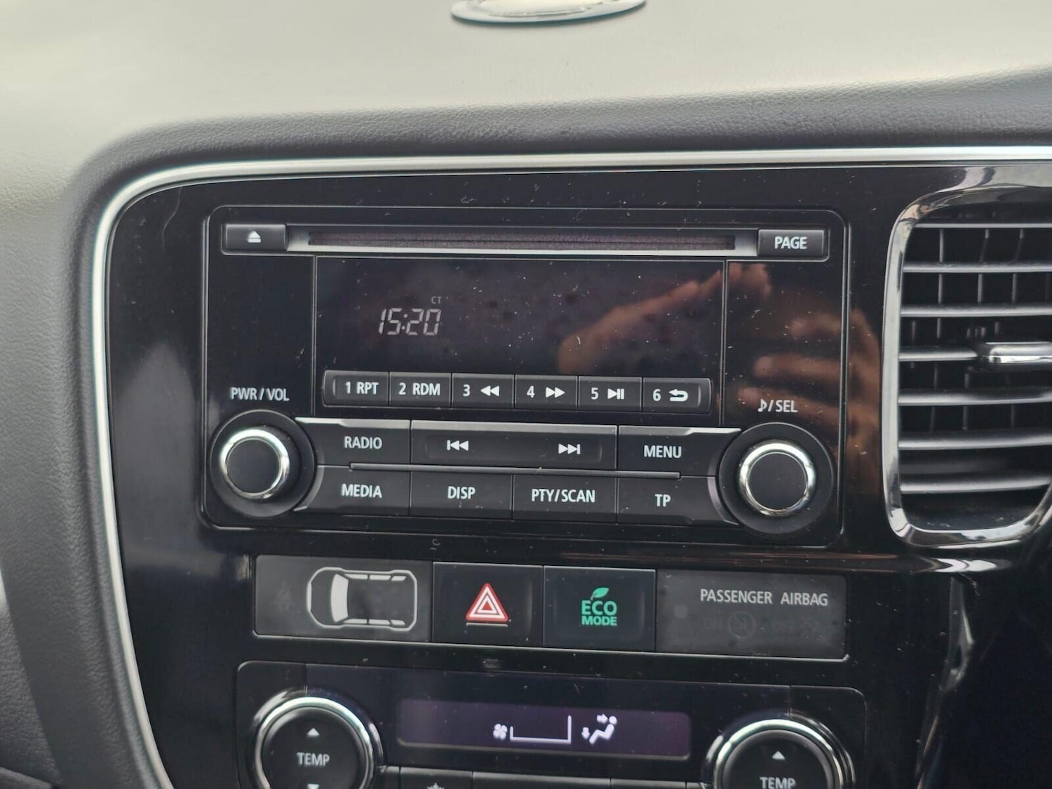 Used Mitsubishi Outlander 2015 for sale - 75962238: Photo 32