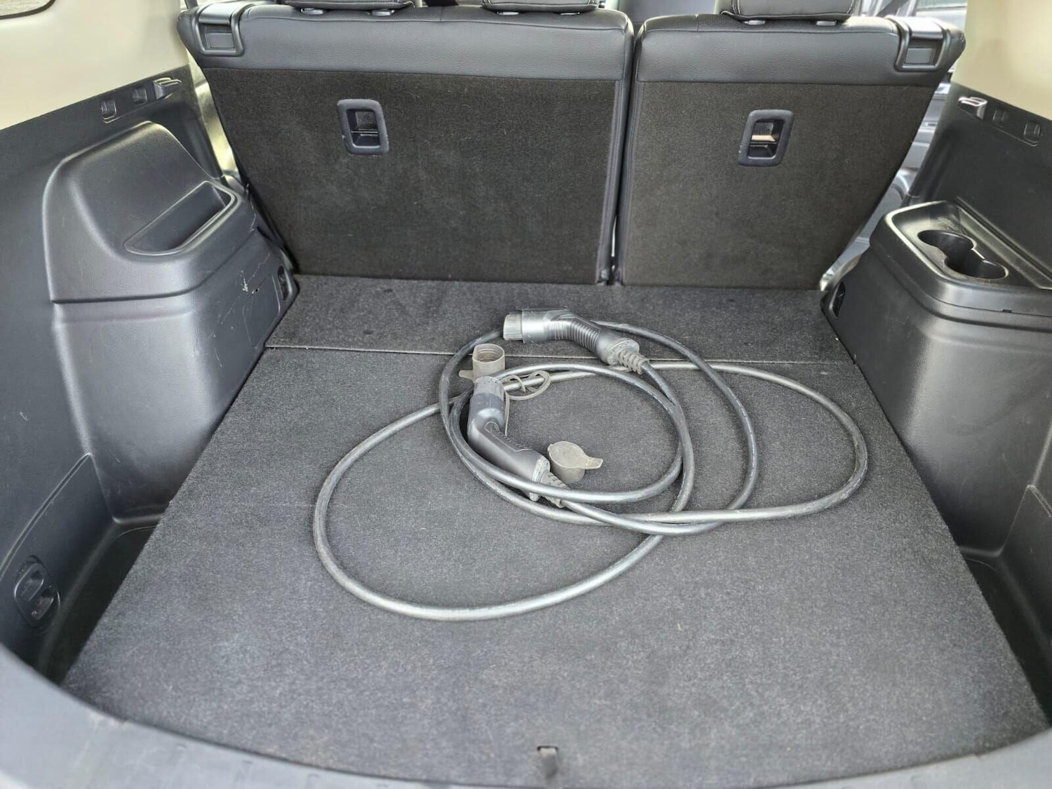 Used Mitsubishi Outlander 2015 for sale - 75962238: Photo 35