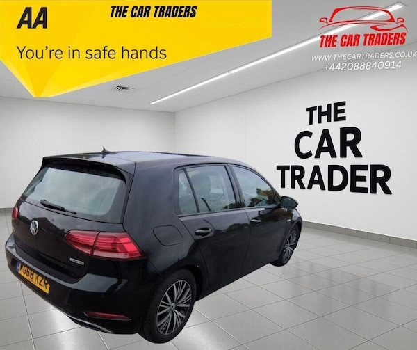 Used Volkswagen Golf 2018 for sale - 76317272: Photo 4
