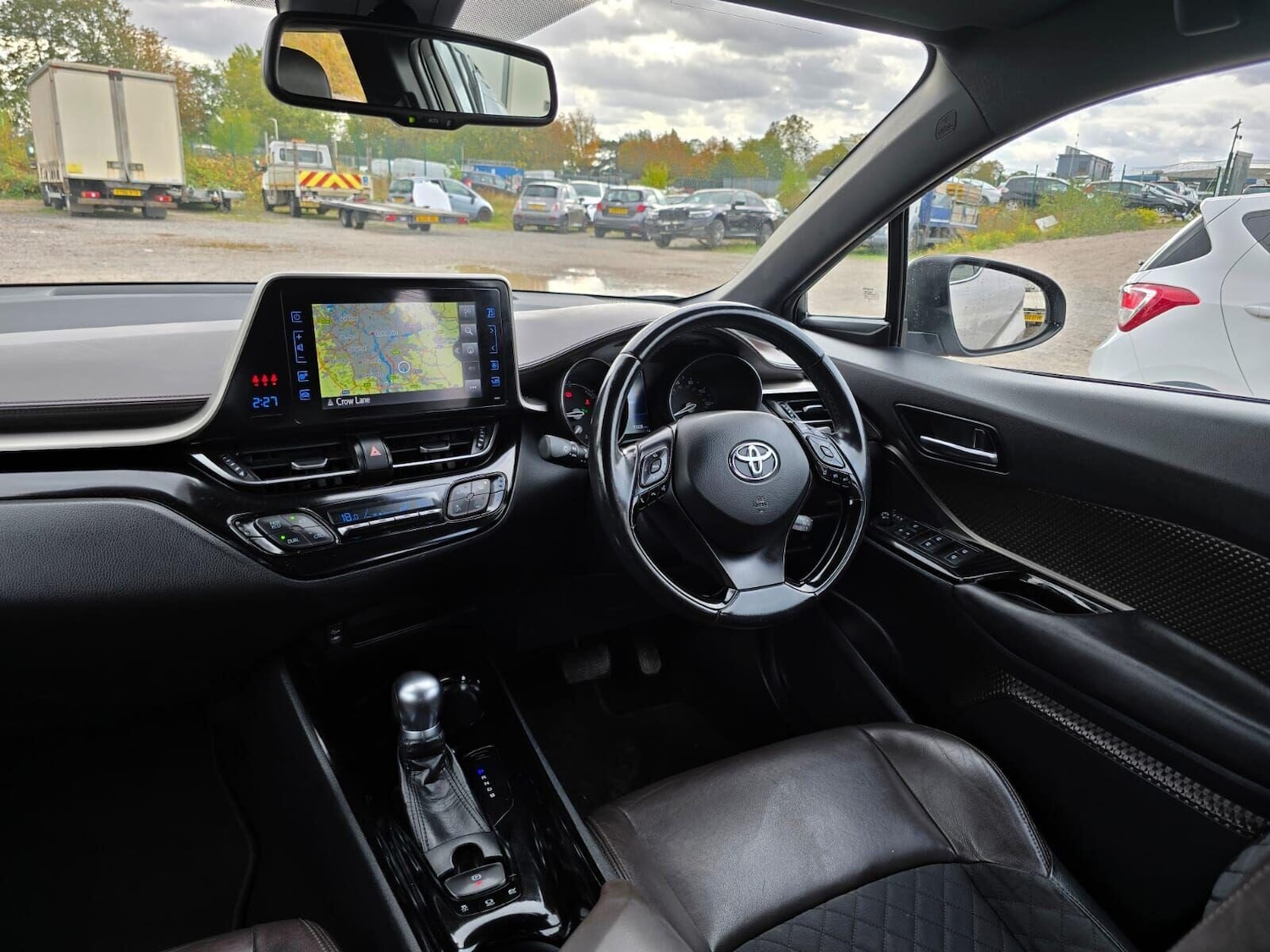 Used Toyota C-HR 2017 for sale - 75962235: Photo 27