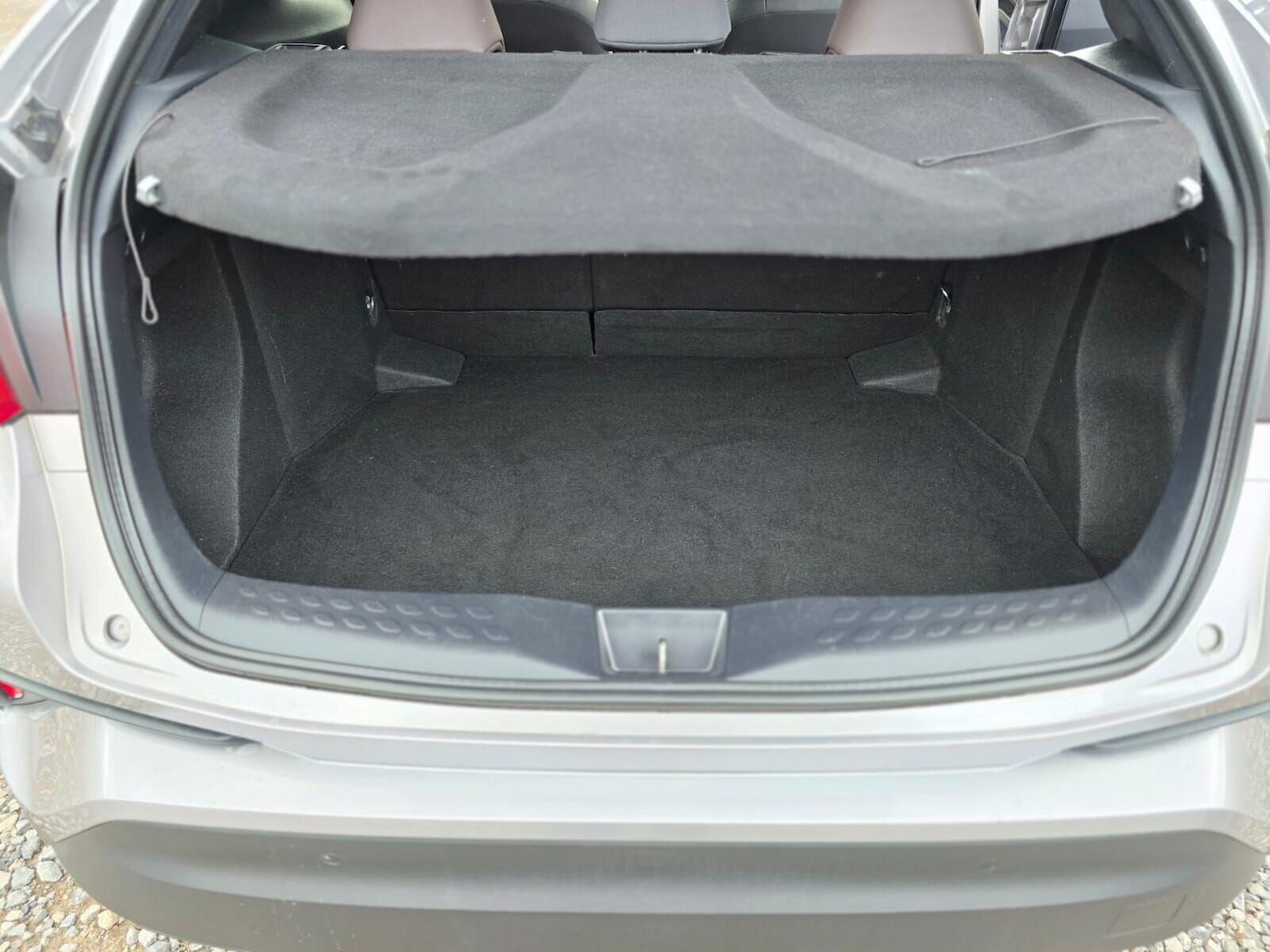 Used Toyota C-HR 2017 for sale - 75962235: Photo 43