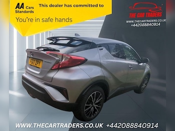Used Toyota C-HR 2017 for sale - 75962235: Photo