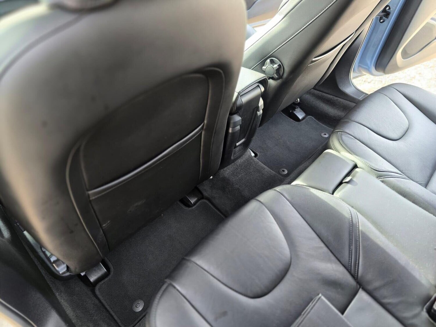 Used Volvo V40 2018 for sale - 76312216: Photo 25