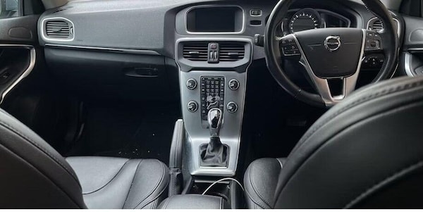 Used Volvo V40 2018 for sale - 76312216: Photo 6