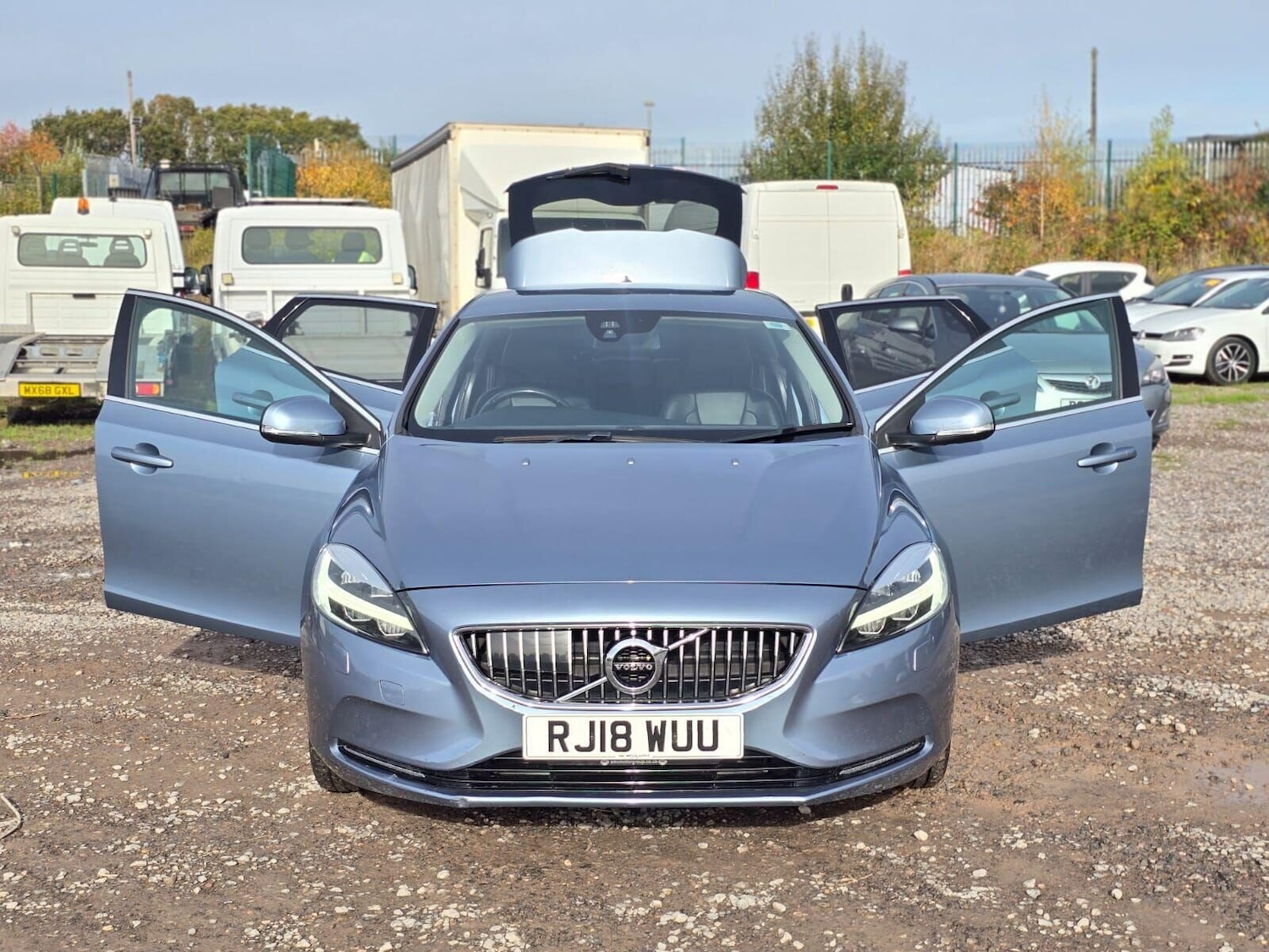 Used Volvo V40 2018 for sale - 76312216: Photo 7