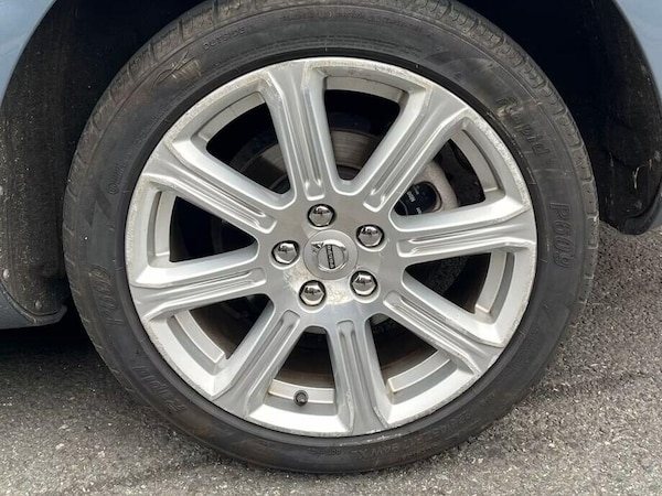 Used Volvo V40 2018 for sale - 76312216: Photo 9