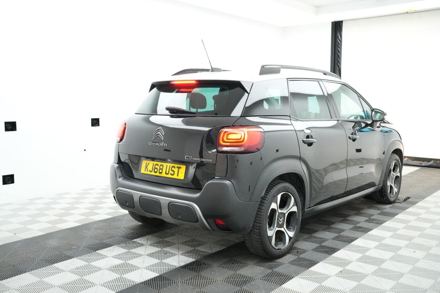 Vehicle 4