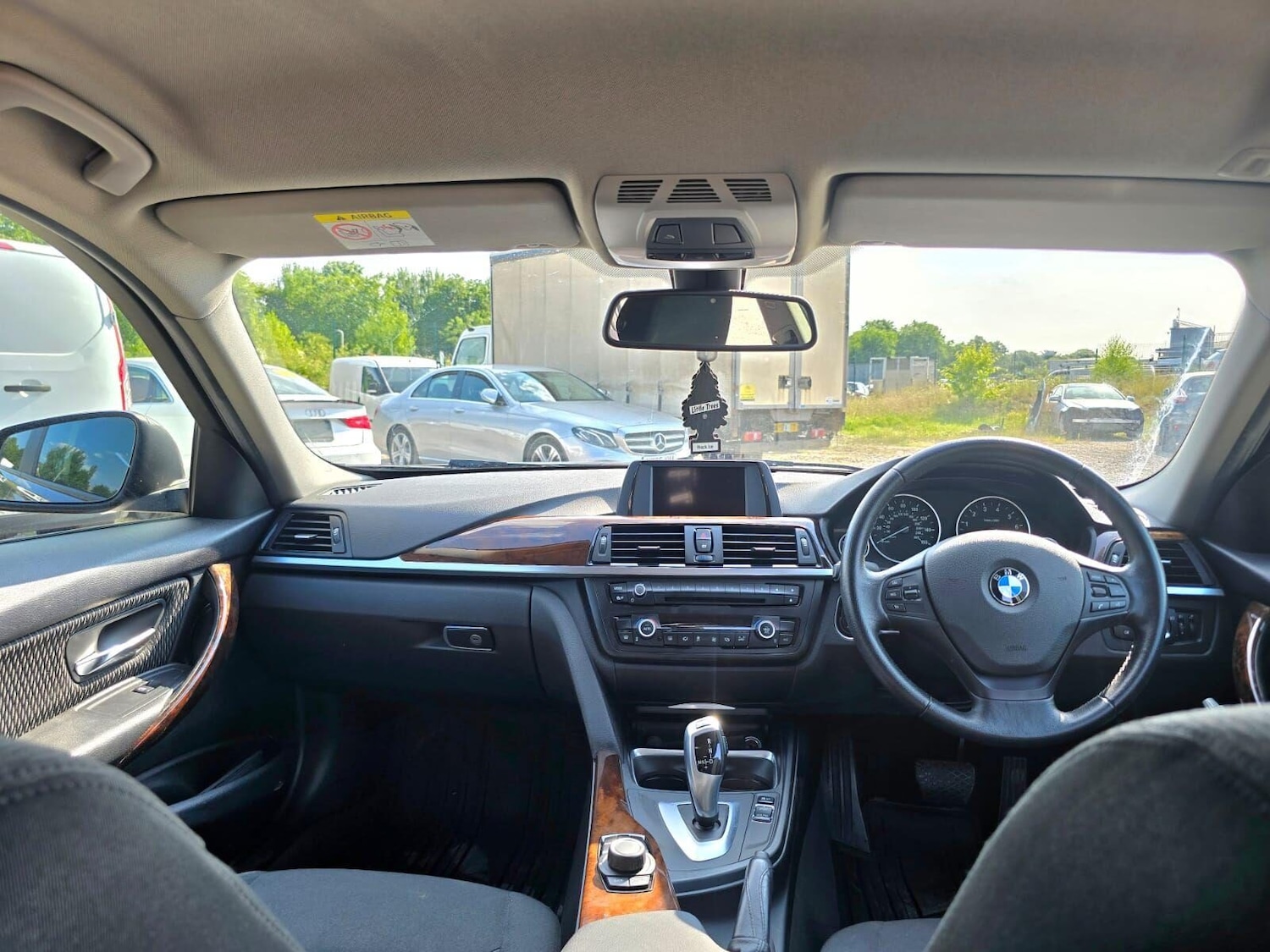 Used BMW 3 Series 2014 for sale - 76023160: Photo 21