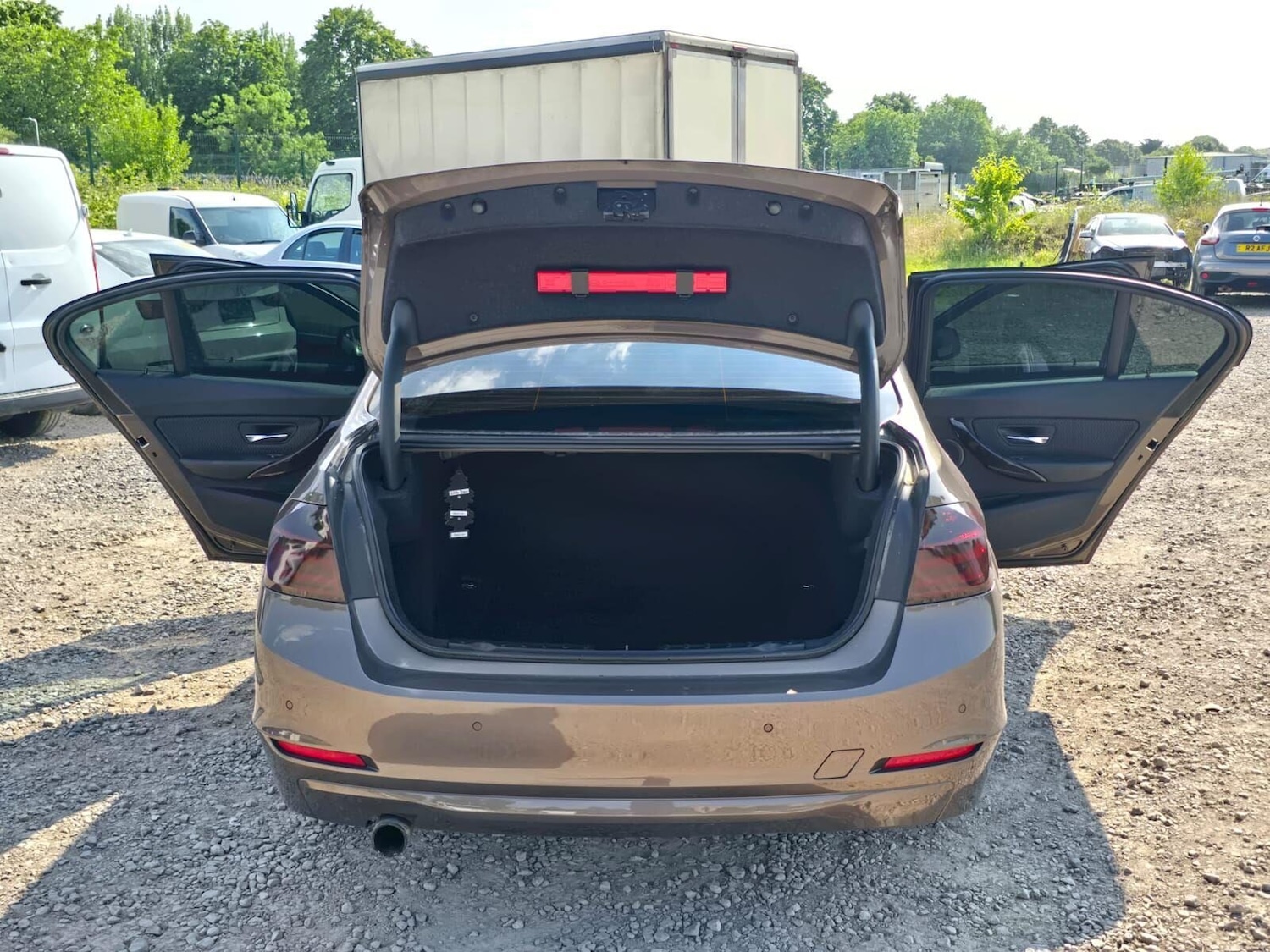 Used BMW 3 Series 2014 for sale - 76023160: Photo 36