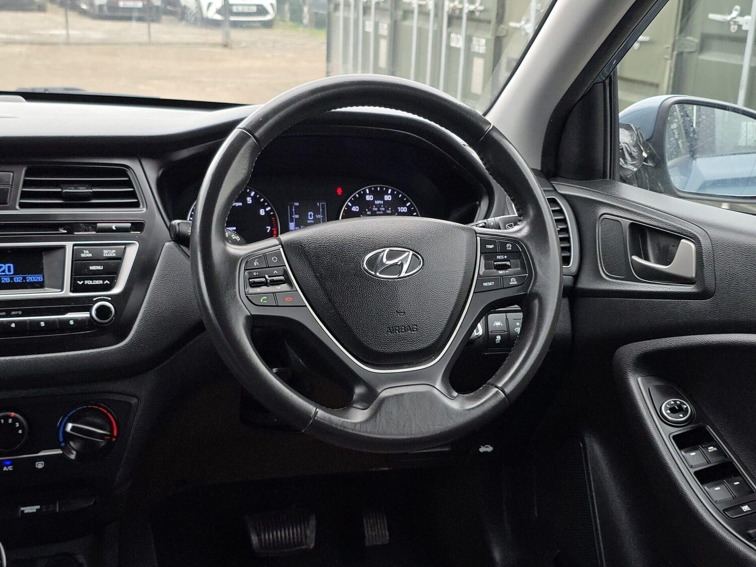 Used Hyundai i20 2017 for sale - 77546260: Photo 35