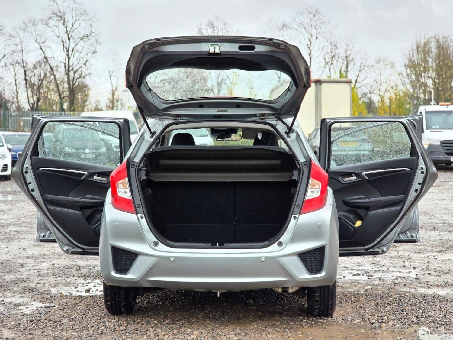 Used Honda Jazz 2016 for sale - 76710650: Photo 35