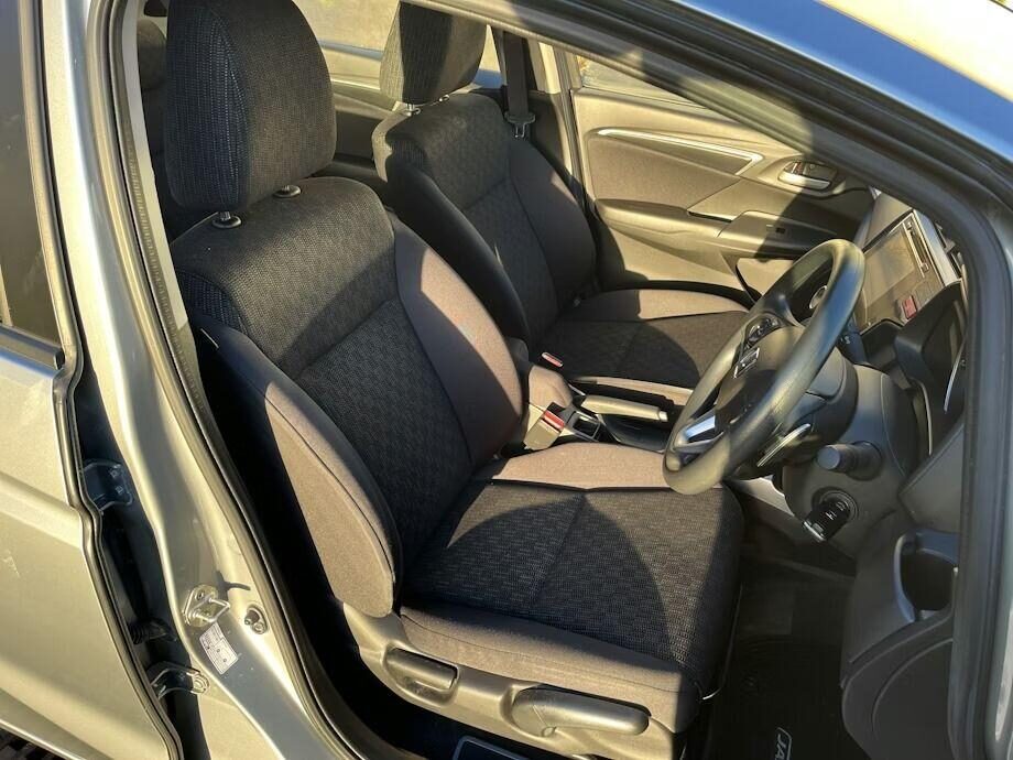 Used Honda Jazz 2016 for sale - 76710650: Photo 6