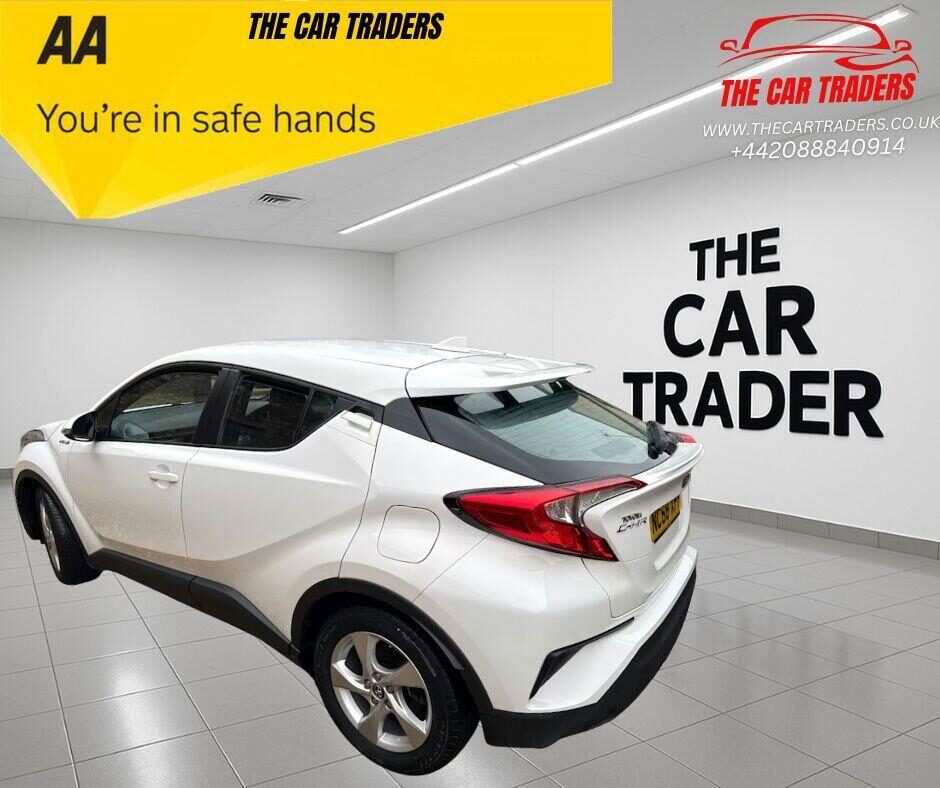 Used Toyota C-HR 2019 for sale - 76616942: Photo 3
