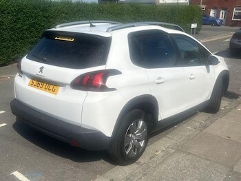 Used Peugeot 2008 2019 for sale - 75717516: Photo