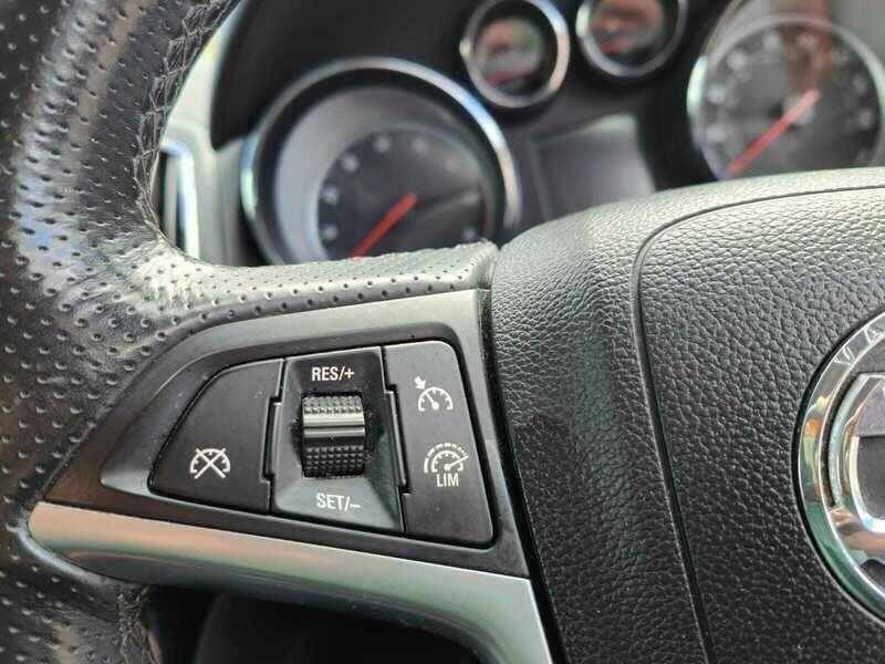 Used Vauxhall Zafira 2014 for sale - 76958639: Photo 35