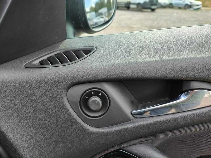 Used Vauxhall Zafira 2014 for sale - 76958639: Photo 37