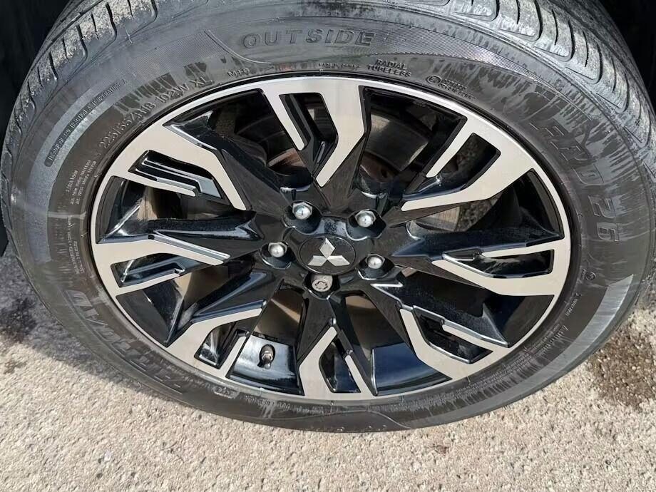 Used Mitsubishi Outlander 2017 for sale - 77844826: Photo 9