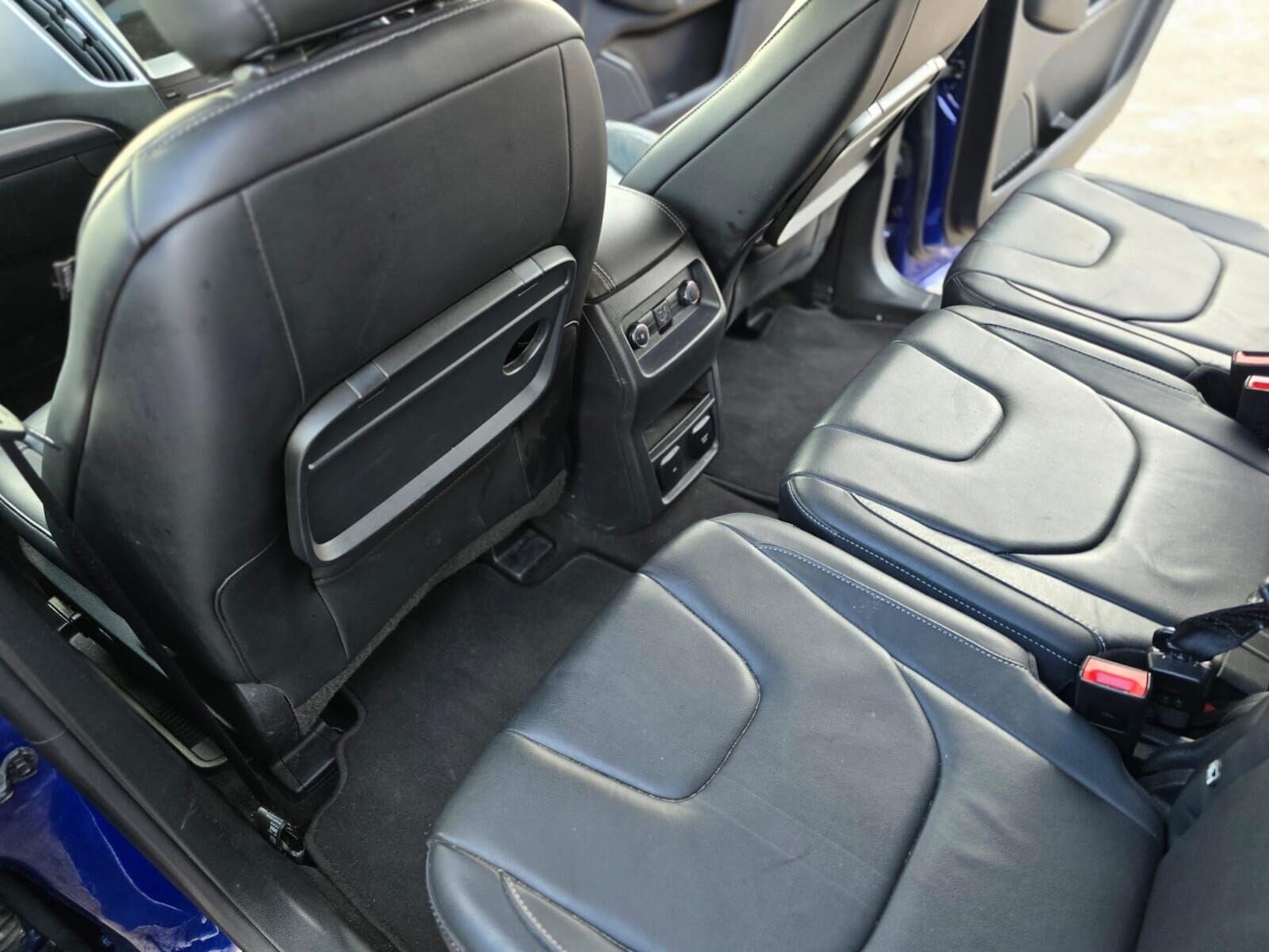 Used Ford S-Max 2017 for sale - 76469378: Photo 39