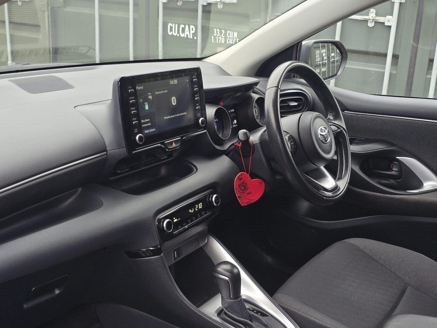 Used Toyota Yaris 2022 for sale - 78056064: Photo 21