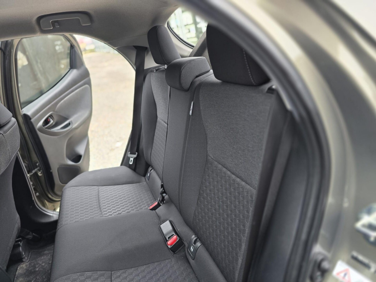 Used Toyota Yaris 2022 for sale - 78056064: Photo 23