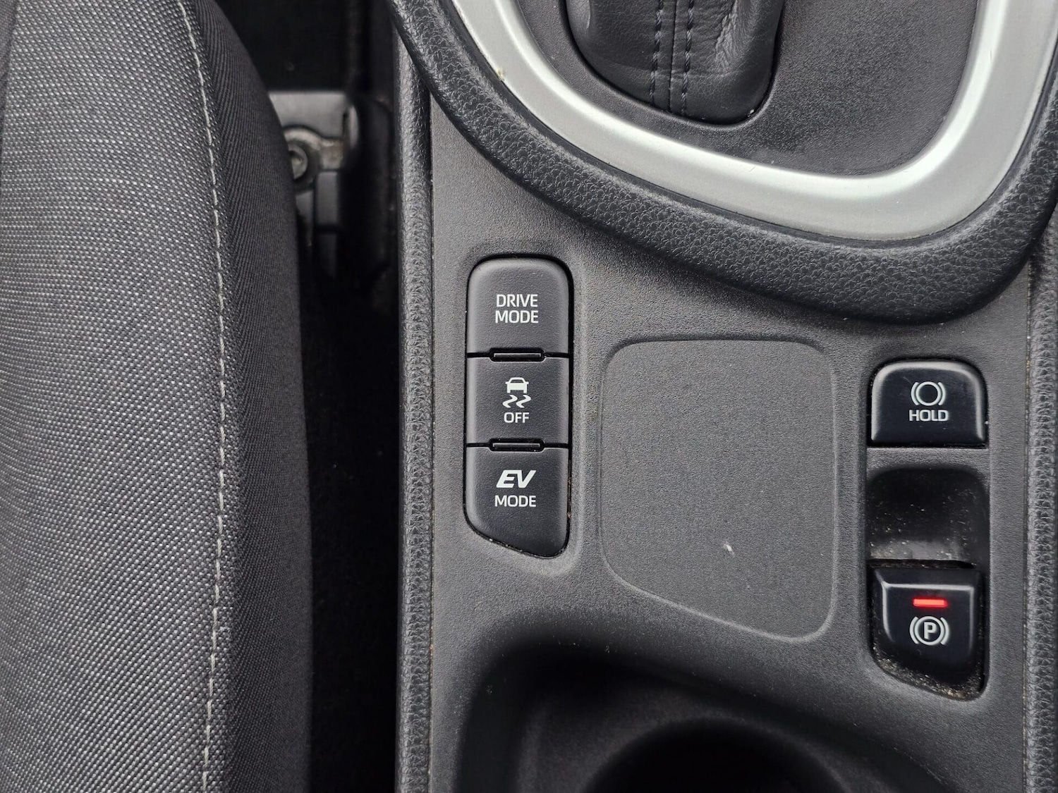 Used Toyota Yaris 2022 for sale - 78056064: Photo 28