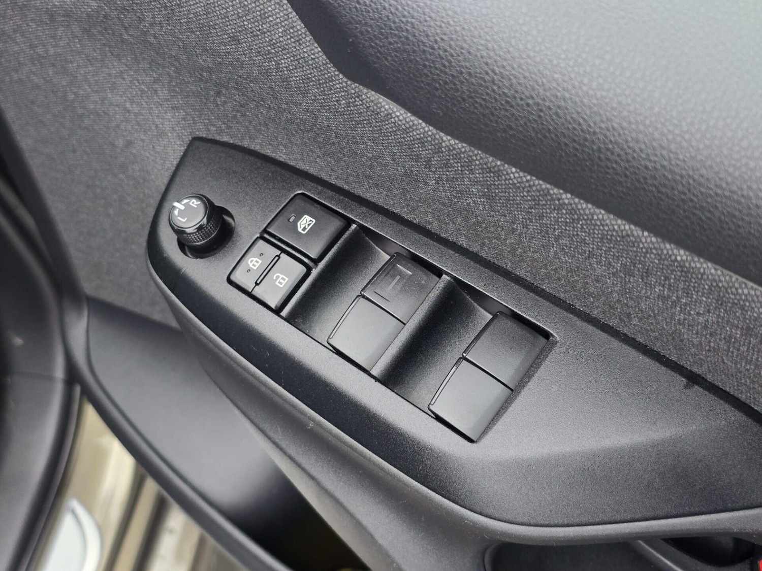 Used Toyota Yaris 2022 for sale - 78056064: Photo 29