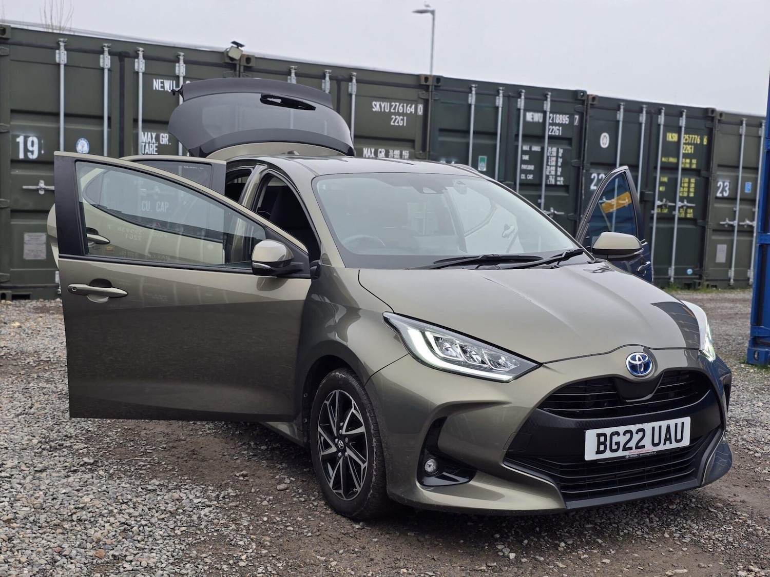 Used Toyota Yaris 2022 for sale - 78056064: Photo 6