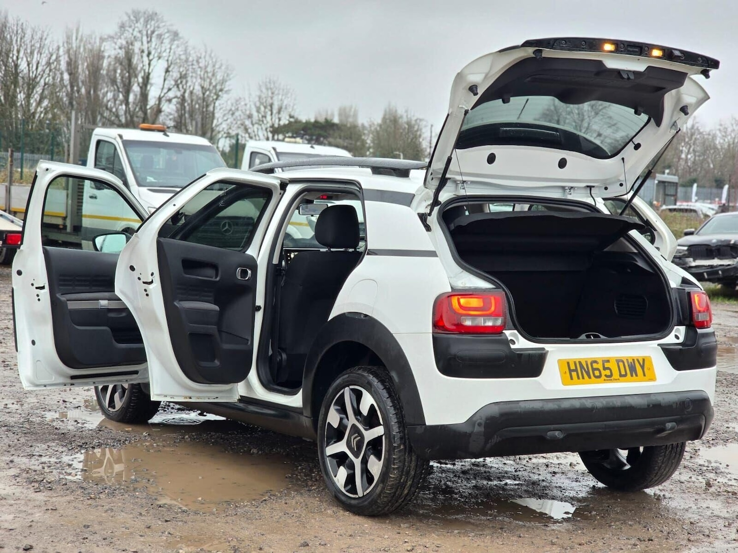 Used Citroen C4 Cactus 2015 for sale - 77014129: Photo 11